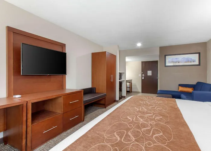 Comfort & Pinetop Show 3* Lakeside
