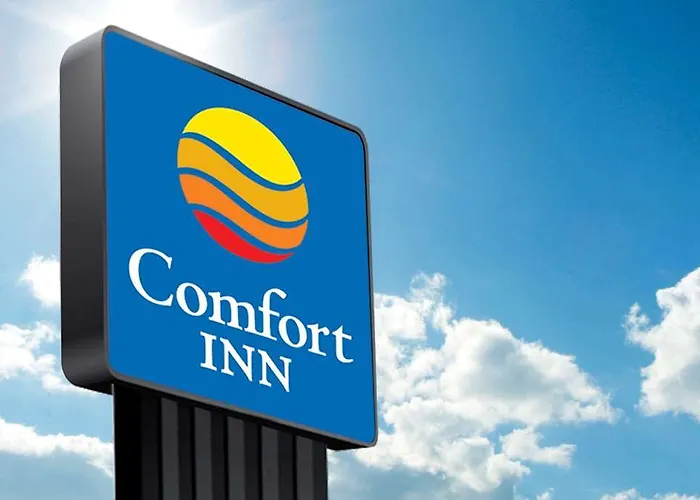 Comfort & Pinetop Show Hotel Lakeside